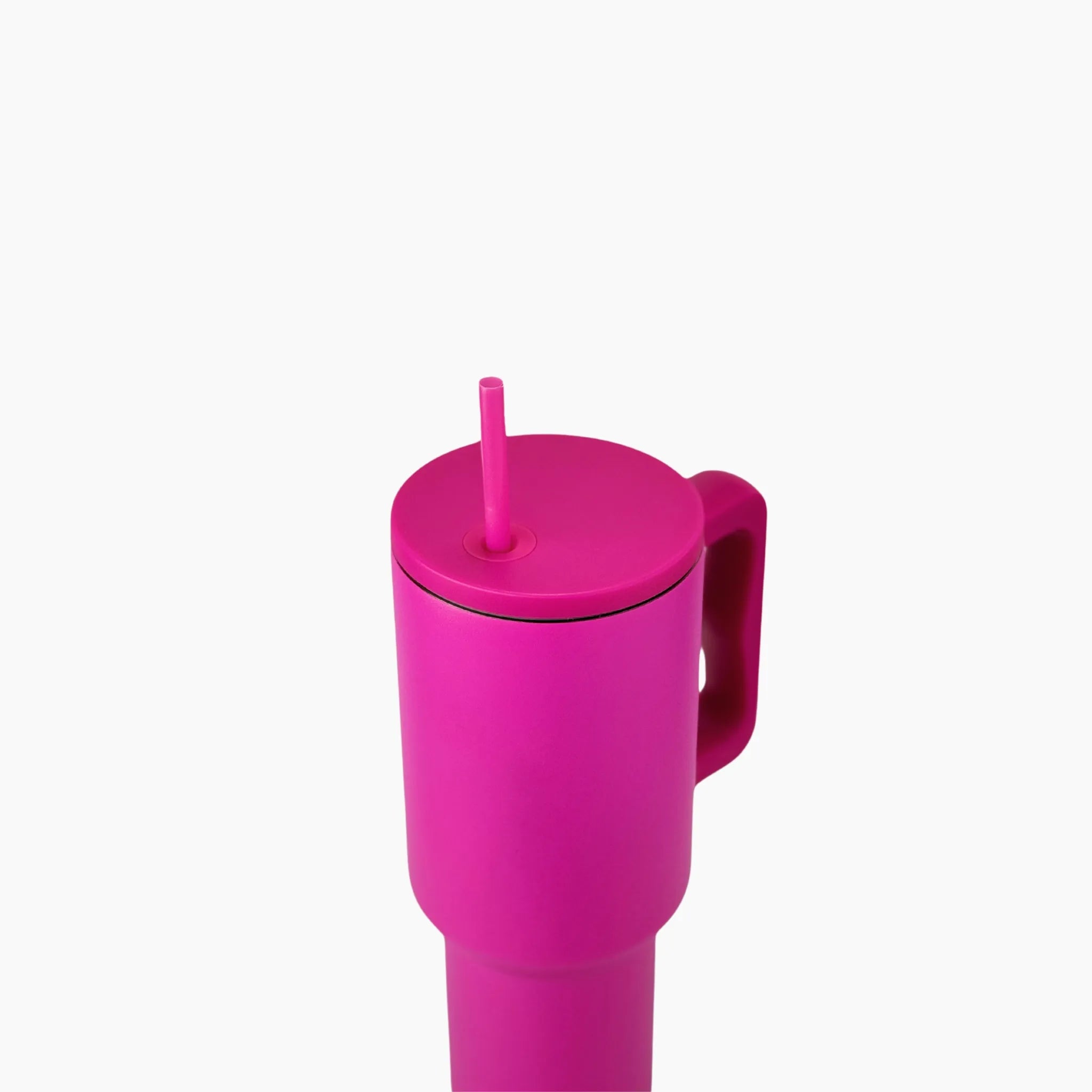 Peak Tumbler color fucsia intenso (Hot Pink) de 40 oz personalizado. Tomatodo térmico de acero inoxidable ideal para regalos corporativos o personales. Mantiene bebidas frías y calientes. Hacemos envíos seguros de este vaso térmico a todo el Perú (Costa, Sierra y Selva) - JMZ.