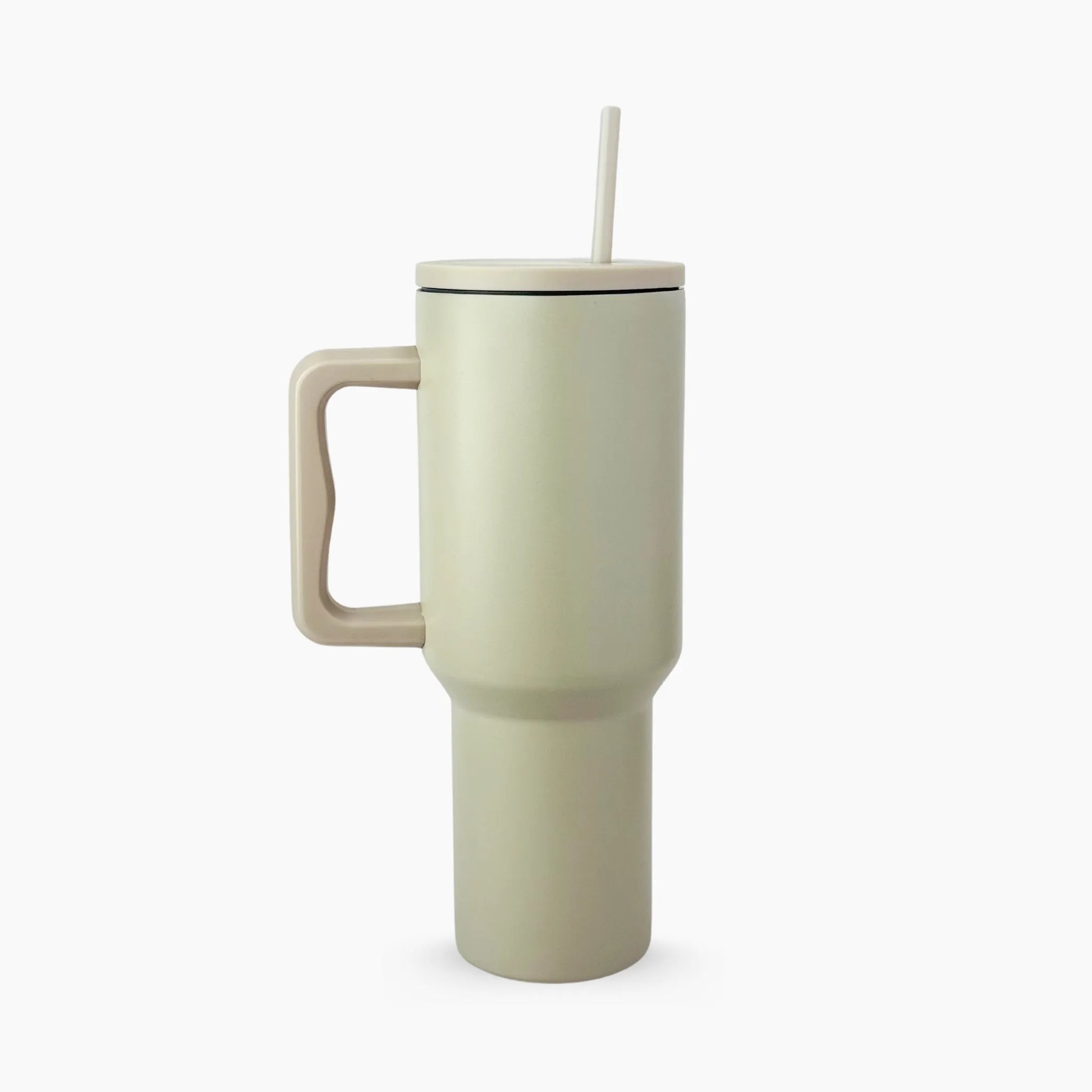 Peak Tumbler color crema/beige (Sand Dune) de 40 oz personalizado. Tomatodo térmico de acero inoxidable ideal para regalos corporativos o personales. Mantiene bebidas frías y calientes. Hacemos envíos seguros de este vaso térmico a todo el Perú (Costa, Sierra y Selva) - JMZ.